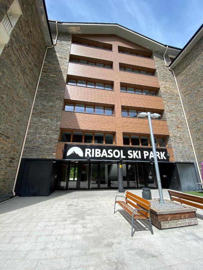 P&C Ribasol Apartment Arinsal Exterior photo