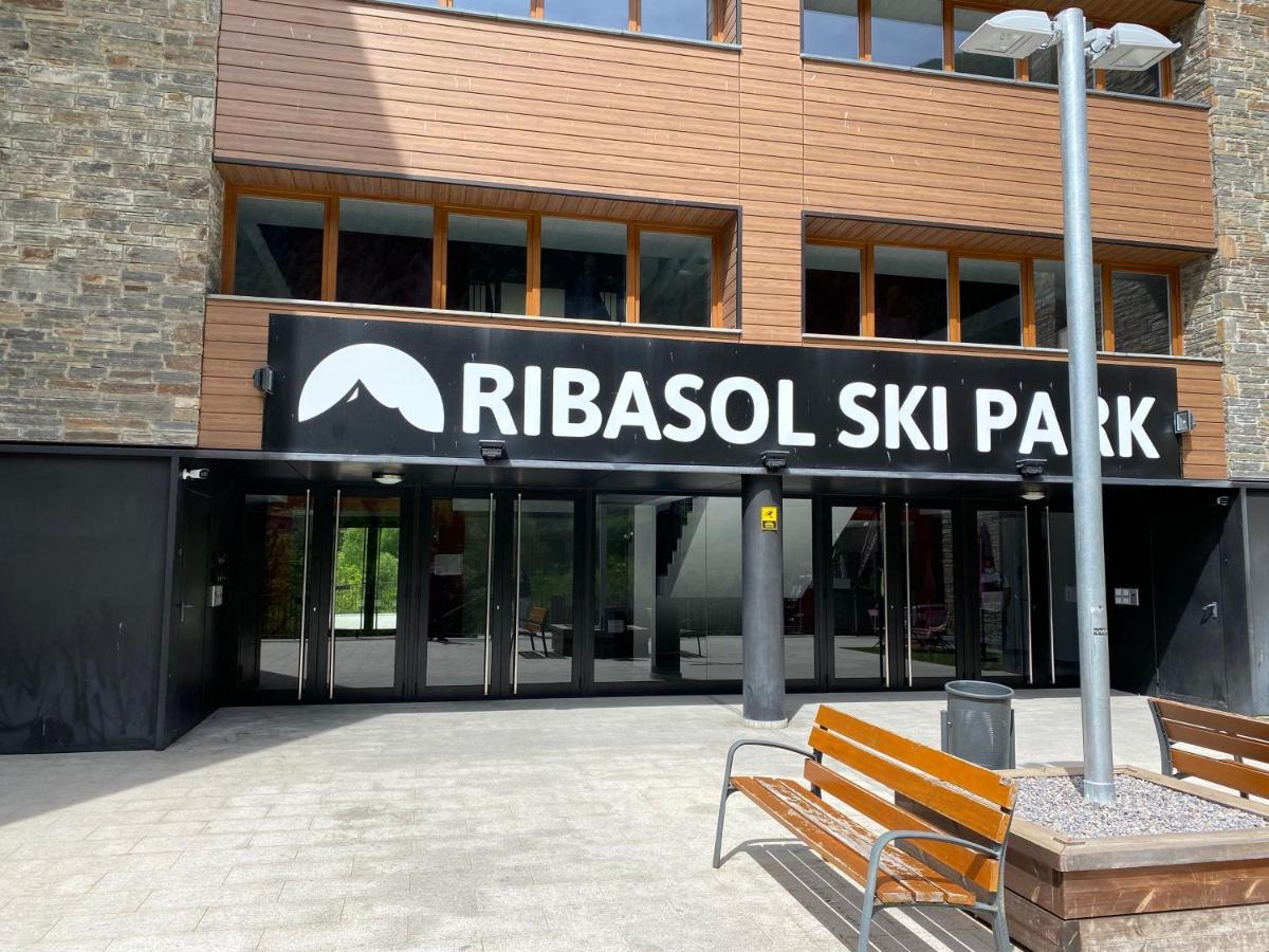 P&C Ribasol Apartment Arinsal Exterior photo
